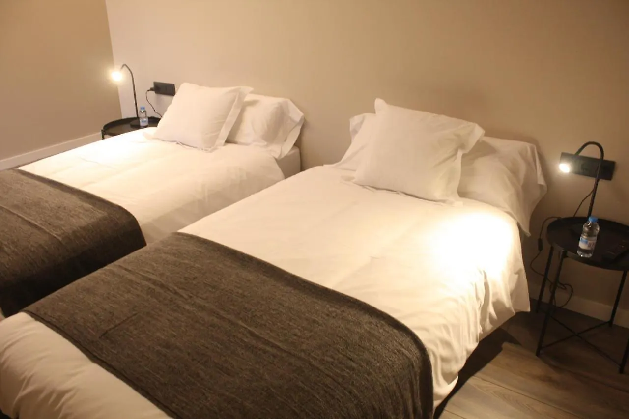 Hotel Els Avets De كامبروذون إسبانيا