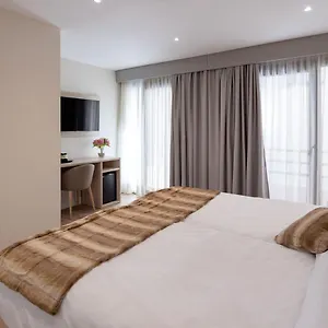 Sayola Hostal